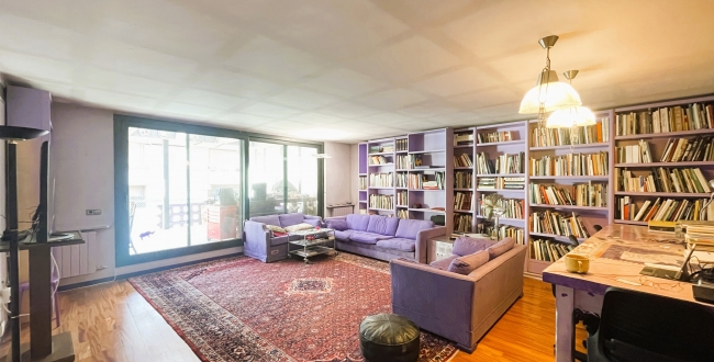 ÀTIC DÚPLEX AMB TERRASSES, PQ I TRASTER A L'EIXAMPLE NORD DE GIRONA