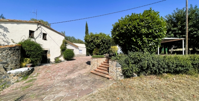 ANCIEN MOULIN AVEC LOGEMENTS ET RESTAURANT À CALDES DE MALAVELLA