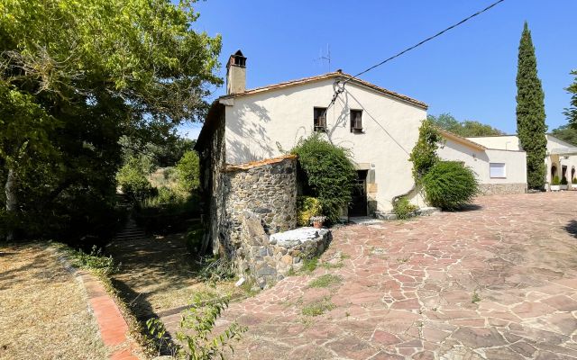 ANCIEN MOULIN AVEC LOGEMENTS ET RESTAURANT À CALDES DE MALAVELLA