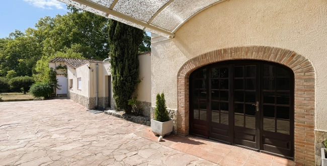 ANCIEN MOULIN AVEC LOGEMENTS ET RESTAURANT À CALDES DE MALAVELLA