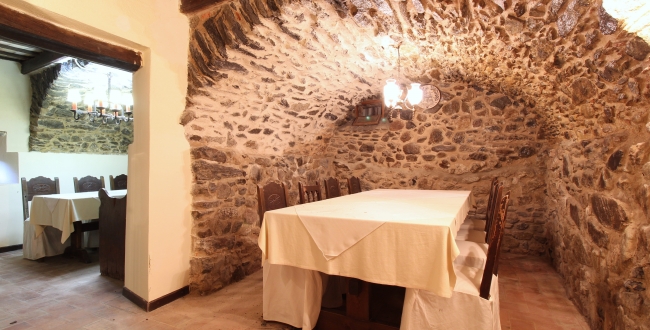 ANCIEN MOULIN AVEC LOGEMENTS ET RESTAURANT À CALDES DE MALAVELLA