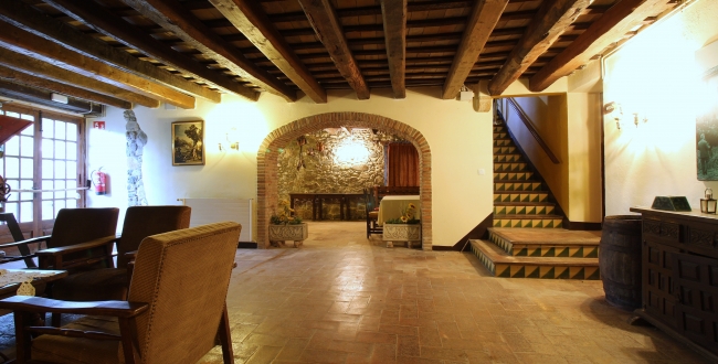 ANCIEN MOULIN AVEC LOGEMENTS ET RESTAURANT À CALDES DE MALAVELLA