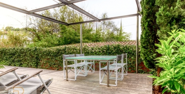 UNA PIEZA ÚNICA CON JARDÍN PRIVADO A TOCAR DEL BARRIO VIEJO DE GIRONA