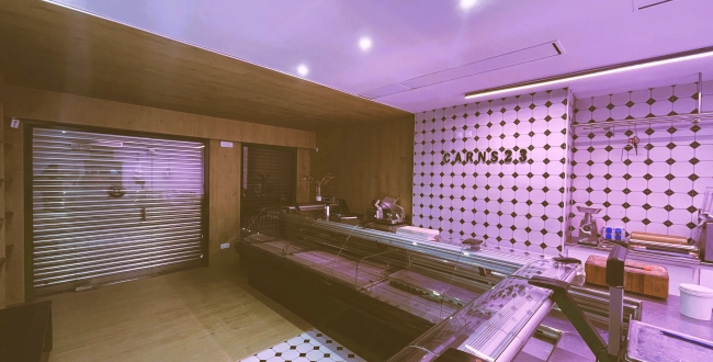 LOCAL COMERCIAL POLIVALENT A L'EIXAMPLE SUD - DAVANT DE PARC I ZONA ESCOLAR 