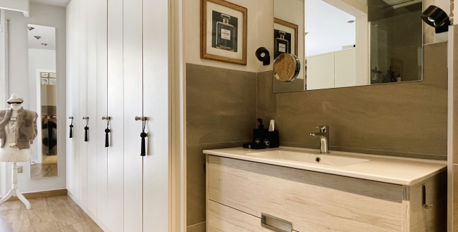 CASA APARELLADA CANTONERA DE LUXE AMB JARDÍ I PISCINA A VILABLAREIX