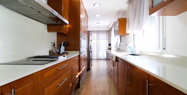 CASA APARELLADA CANTONERA DE LUXE AMB JARDÍ I PISCINA A VILABLAREIX