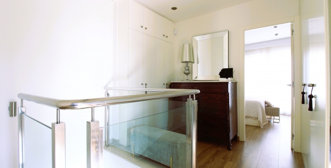 CASA APARELLADA CANTONERA DE LUXE AMB JARDÍ I PISCINA A VILABLAREIX