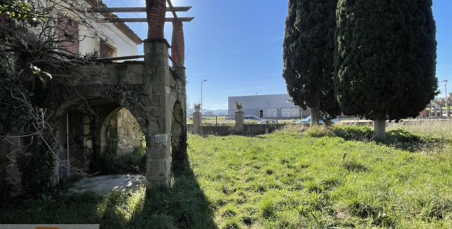 CASA AMB GRAN PARCEL·LA I MOLT POTENCIAL