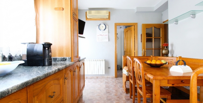 CASA CANTONERA AMB PATI, GRAN GARATGE I EXCEL·LENT UBICACIÓ A TAIALÀ - FONTAJAU – GIRONA