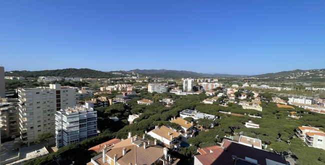 ESTUDI REFORMAT A PRIMERA LÍNIA DE MAR – PLANTA ALTA – PLATJA D'ARO
