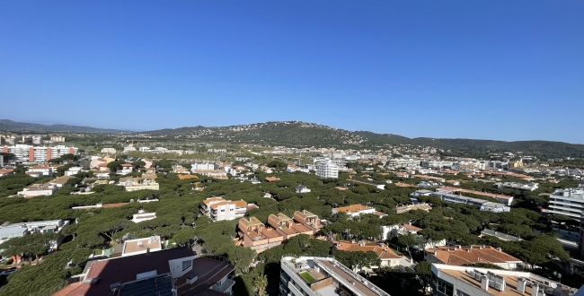 ESTUDI REFORMAT A PRIMERA LÍNIA DE MAR – PLANTA ALTA – PLATJA D'ARO