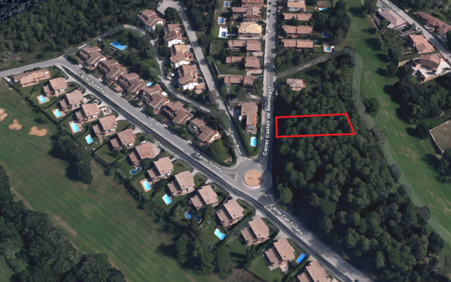 PARCEL·LA EXCLUSIVA DE 949 m² AL GOLF GIRONA – GRAN EDIFICABILITAT I UNA DE LES MILLORS UBICACIONS DISPONIBLES