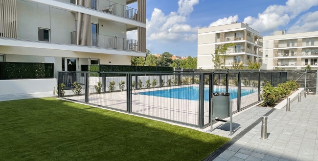 PLANTA BAJA DE OBRA NUEVA CON 2 HABITACIONES, JARDÍN PRIVADO DE 90M2, PARKING Y ZONA COMUNITARIA CON PISCINA EN DOMENY - GIRONA