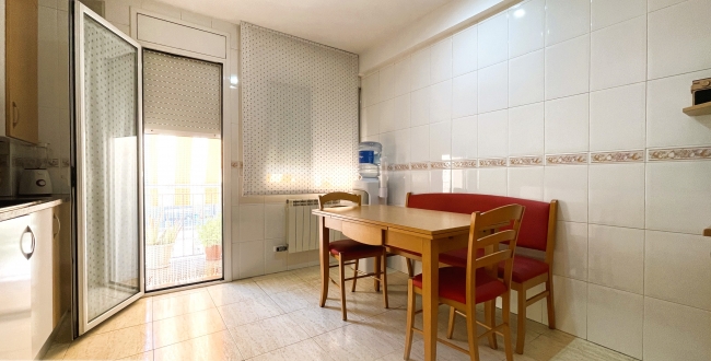 FANTÀSTIC DÚPLEX DE 140M2 AMB 4 HABITACIONS DOBLES, 3 BANYS I EN PERFECTE ESTAT DE CONSERVACIÓ A STA. EUGÈNIA - GIRONA