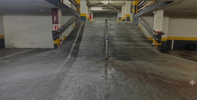 PÀRQUING DE LLOGUER PER A COTXE MITJÀ IMMEDIACIONS CENTRE I NUCLI ANTIC DE GIRONA