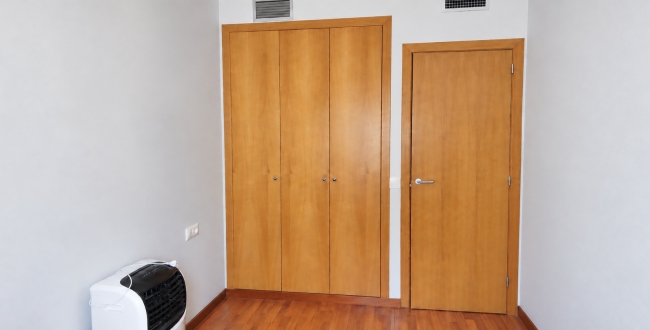 PIS AMB GRAN TERRASSA PRIVADA I GARATGE TANCAT A GERMANS SÀBAT