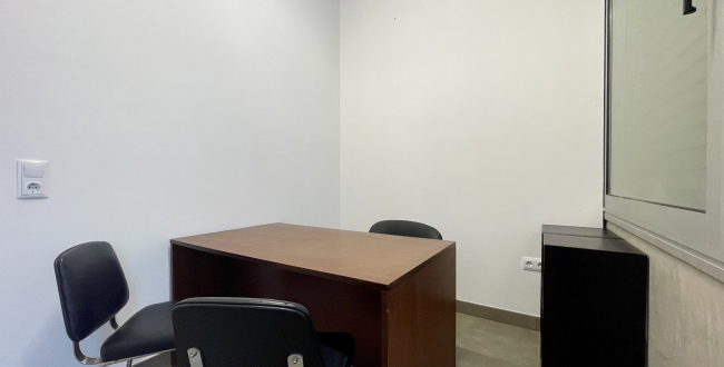 OFICINA EN LLOGUER AL CENTRE DE VIDRERES